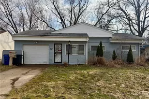 18062 Blandford Rd, Loveland, OH 44121 - Photo 1