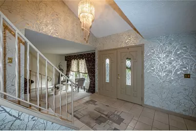 13576 Fairwinds Drive, Strongsville, OH 44136 - Photo 6