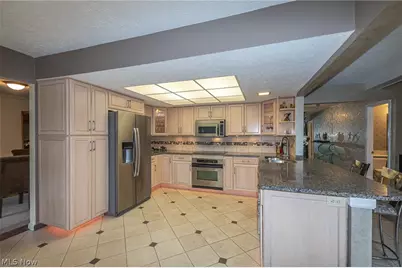 13576 Fairwinds Drive, Strongsville, OH 44136 - Photo 10