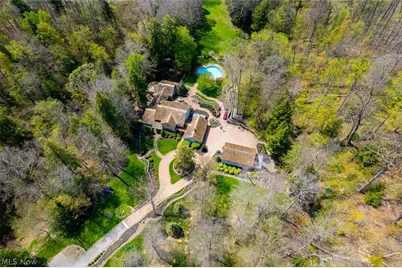 1160 Fox Hill Drive, Gates Mills, OH 44040 - Photo 18