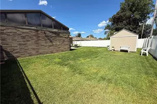 5981 Northview Dr, Green Hills, OH 44131 - Photo 48