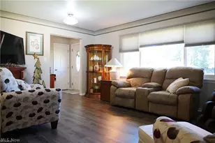 5981 Northview Dr, Green Hills, OH 44131 - Photo 12