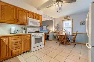 3838 Taft Ave NE, Canton, OH 44705 - Photo 6