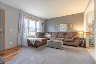 3838 Taft Ave NE, Canton, OH 44705 - Photo 2