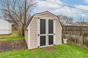 3838 Taft Ave NE, Canton, OH 44705 - Photo 26