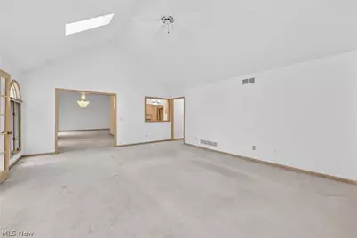 6284 S Applecross Road, Highland Heights, OH 44143 - Photo 6