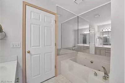 6284 S Applecross Road, Highland Heights, OH 44143 - Photo 30