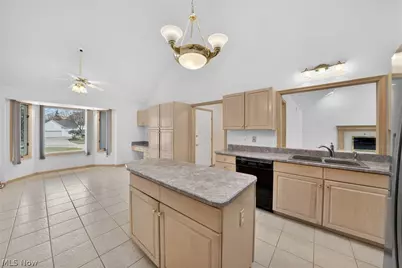 6284 S Applecross Road, Highland Heights, OH 44143 - Photo 12