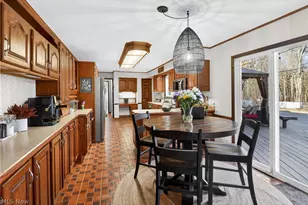 886 Ewing Rd, Youngstown, OH 44512 - Photo 8