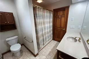 16244 Delmont Ave, Strongsville, OH 44136 - Photo 20