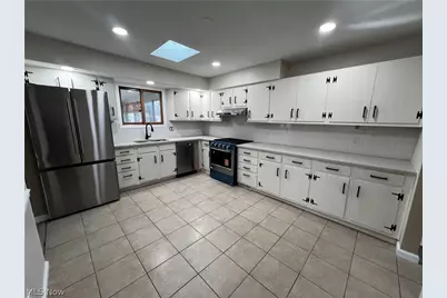 16244 Delmont Avenue, Strongsville, OH 44136 - Photo 8