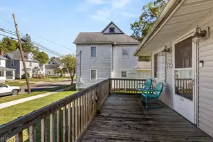 427 W Main St, Ashland, OH 44805 - Photo 2