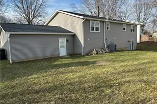 469 Trelake Dr, Canal Fulton, OH 44614 - Photo 10