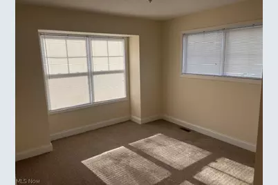 844 Royal Road, Loveland, OH 44110 - Photo 8