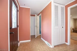 5866 Ogilby Dr, Hudson, OH 44236 - Photo 2