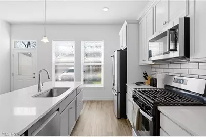 2256 E 100th Street, Loveland, OH 44106 - Photo 8