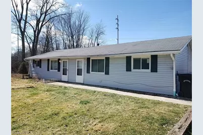 211 Brace Avenue, Elyria, OH 44035 - Photo 1