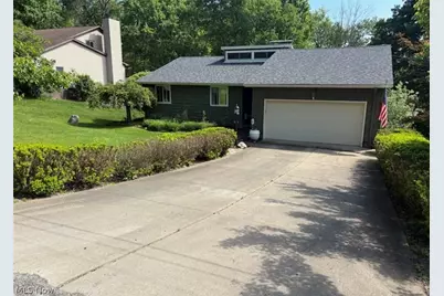 1511 Homestead Drive, East Liverpool, OH 43920 - Photo 2