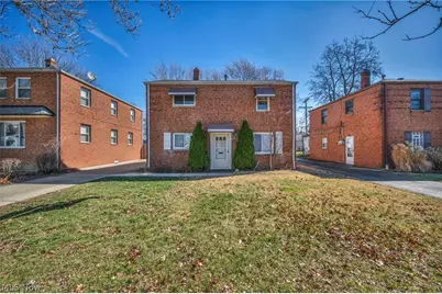 275 E 200th Street, Euclid, OH 44119 - Photo 2