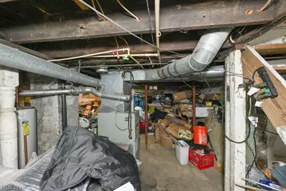 240 1st Street NW, Barberton, OH 44203 - Photo 8