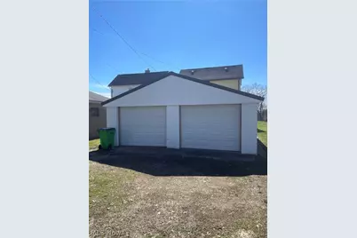 917 Herbig Avenue, Coshocton, OH 43812 - Photo 4