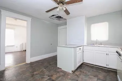 211 15th Street NE, Canton, OH 44714 - Photo 4