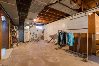 2464 S Freedom Avenue, Alliance, OH 44601 - Photo 26