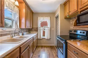 2464 S Freedom Ave, Alliance, OH 44601 - Photo 8