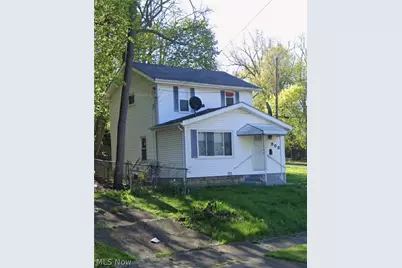 805 Carpenter, Akron, OH 44310 - Photo 1