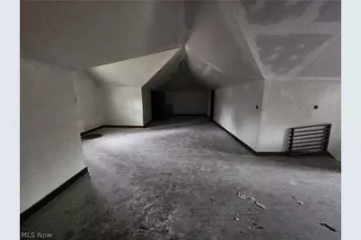 423 S Rose Boulevard, Akron, OH 44320 - Photo 28