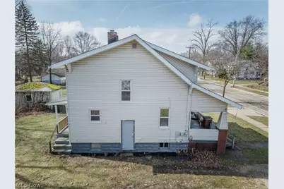 884 Lovers Lane, Akron, OH 44306 - Photo 40