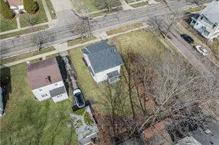 884 Lovers Ln, Akron, OH 44306 - Photo 38