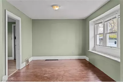 884 Lovers Lane, Akron, OH 44306 - Photo 18