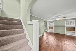 884 Lovers Ln, Akron, OH 44306 - Photo 26