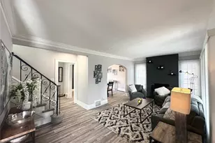 3409 Cedarbrook Rd, Cleveland Heights, OH 44118 - Photo 2