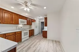 4204 Castle Ridge, Copley, OH 44321 - Photo 6