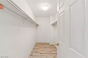 4204 Castle Ridge, Copley, OH 44321 - Photo 14