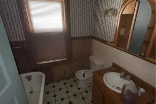 2198 E 86th St, Loveland, OH 44106 - Photo 10