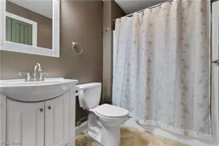 2517 Golfview Dr NE, New Philadelphia, OH 44663 - Photo 28