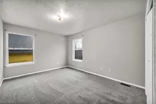 10606 Reno Ave, Loveland, OH 44105 - Photo 12