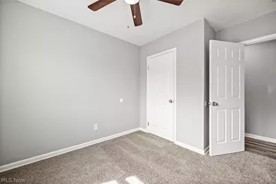 975 N Ridge Road E, Lorain, OH 44055 - Photo 12