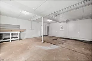 975 N Ridge Road E, Lorain, OH 44055 - Photo 36