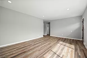 975 N Ridge Road E, Lorain, OH 44055 - Photo 8