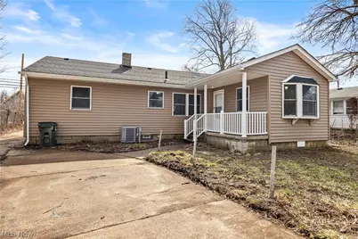 975 N Ridge Road E, Lorain, OH 44055 - Photo 32