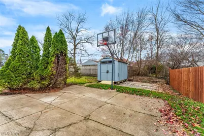1123 W 6th Street, Lorain, OH 44052 - Photo 10