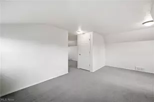 227 E Wilson St, Struthers, OH 44471 - Photo 22