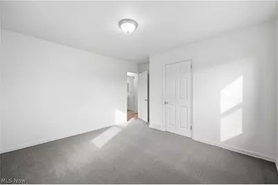 227 E Wilson Street, Struthers, OH 44471 - Photo 14