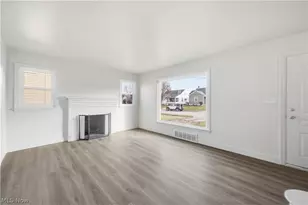 227 E Wilson St, Struthers, OH 44471 - Photo 4