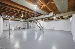 227 E Wilson St, Struthers, OH 44471 - Photo 28