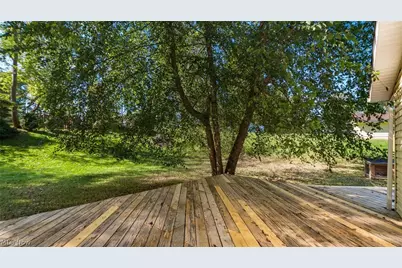 270 E Highland Drive, Zanesville, OH 43701 - Photo 36